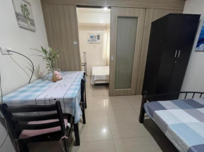 2 Beds unit with WIFI For 4 Pax at Manila Bay MOA complex 84